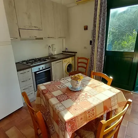 Cele בית חווה צ'לה ליגורה